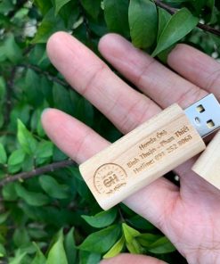 USB gỗ khắc logo khách hàng Honda Bình Thuận - Phan Thiết