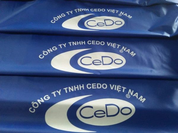 Áo mưa vải dù in logo khách hàng Cedo