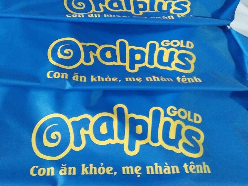 Áo mưa in logo khách hàng Oralplus